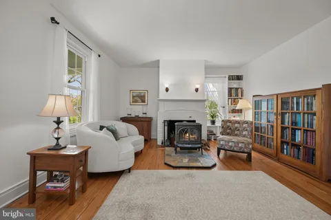 $1,460,000 | 21901 New Hampshire Avenue, Brookeville, MD 20833