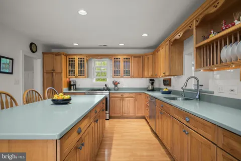 $1,460,000 | 21901 New Hampshire Avenue, Brookeville, MD 20833