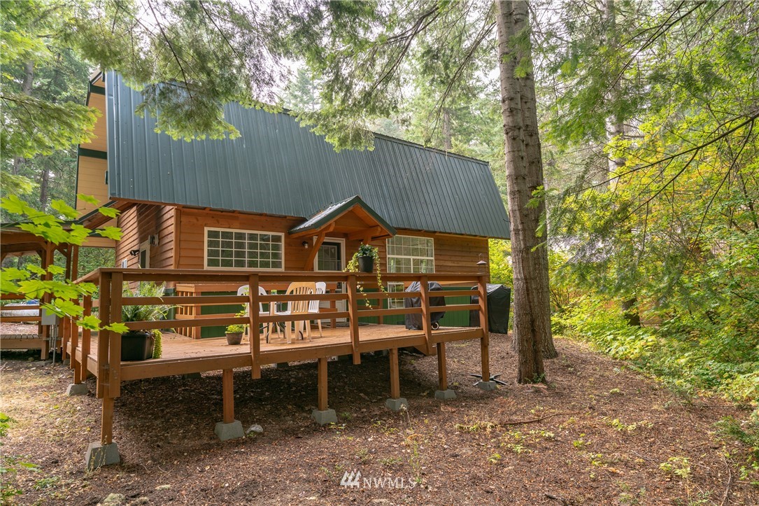 18698 Rieche Road Leavenworth, WA 98826 - Photo 2 of 32 Gallery Image 2