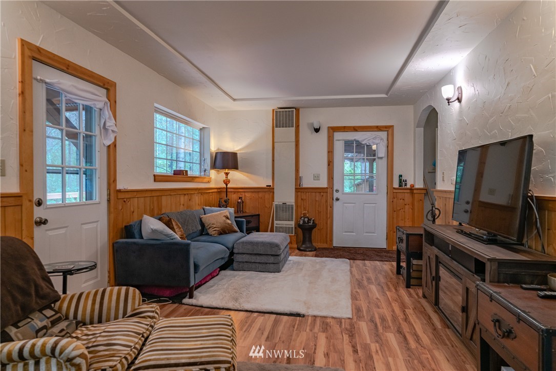 18698 Rieche Road Leavenworth, WA 98826 - Photo 5 of 32 Gallery Image 5