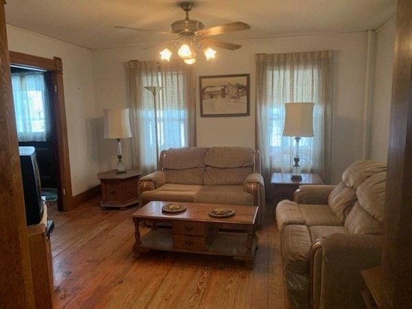 14 Pasco Road Springfield, MA 01151 - Photo 6 of 21