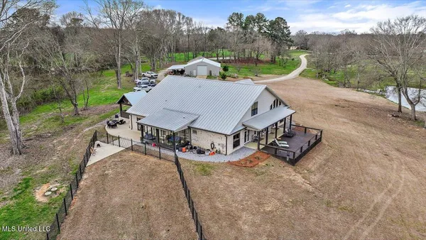 $999,900 | 1548 Highway 43, Pelahatchie, MS 39145