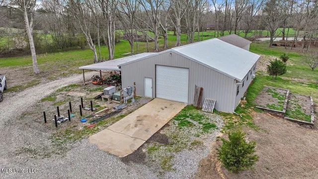 $1,150,000 | 1548 Highway 43, Pelahatchie, MS 39145
