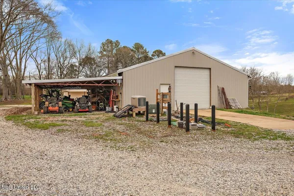 $999,900 | 1548 Highway 43, Pelahatchie, MS 39145