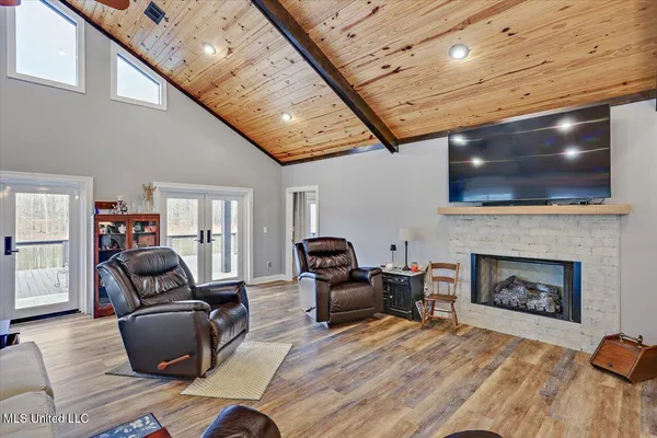 $999,900 | 1548 Highway 43, Pelahatchie, MS 39145