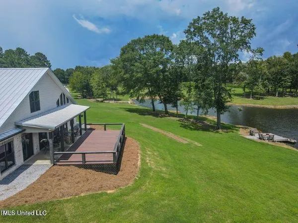$999,900 | 1548 Highway 43, Pelahatchie, MS 39145