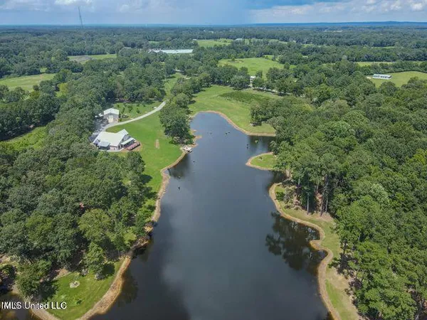 $999,900 | 1548 Highway 43, Pelahatchie, MS 39145