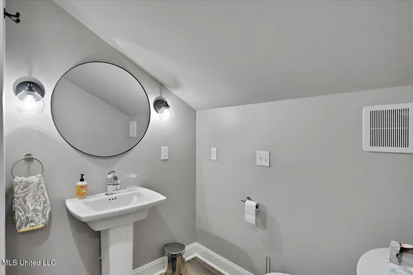 $999,900 | 1548 Highway 43, Pelahatchie, MS 39145