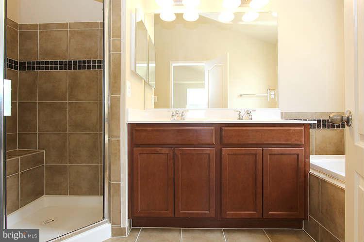 3403 Spring Club Drive, Unit 53 Silver Spring, MD 20904 - Photo 24 of 26 Bath (Master)