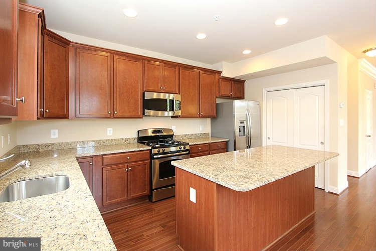 3403 Spring Club Drive, Unit 53 Silver Spring, MD 20904 - Photo 10 of 26 Kitchen