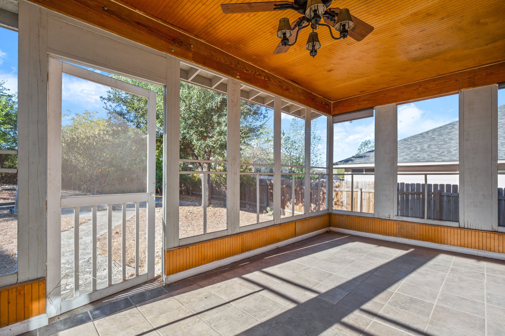2011 Monica Lane Round Rock, TX 78664 - Photo 21 of 26