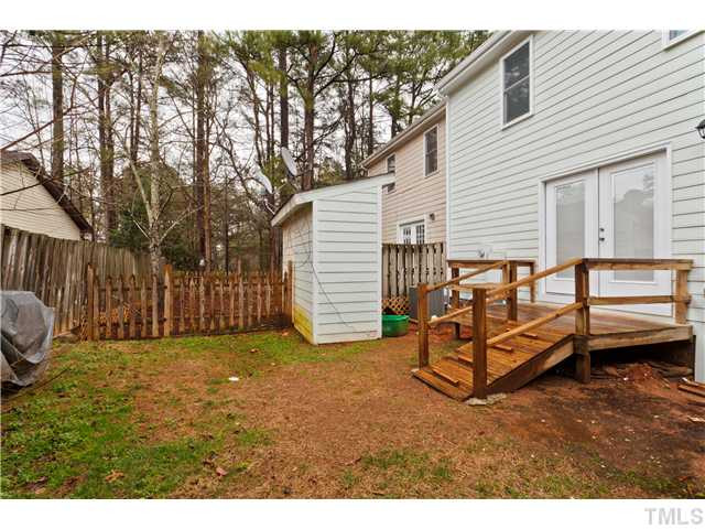 629 Bashford Road Raleigh, NC 27606 - Photo 23 of 25 Back Yard