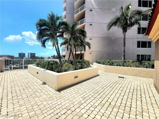 a view of a terrace with plants