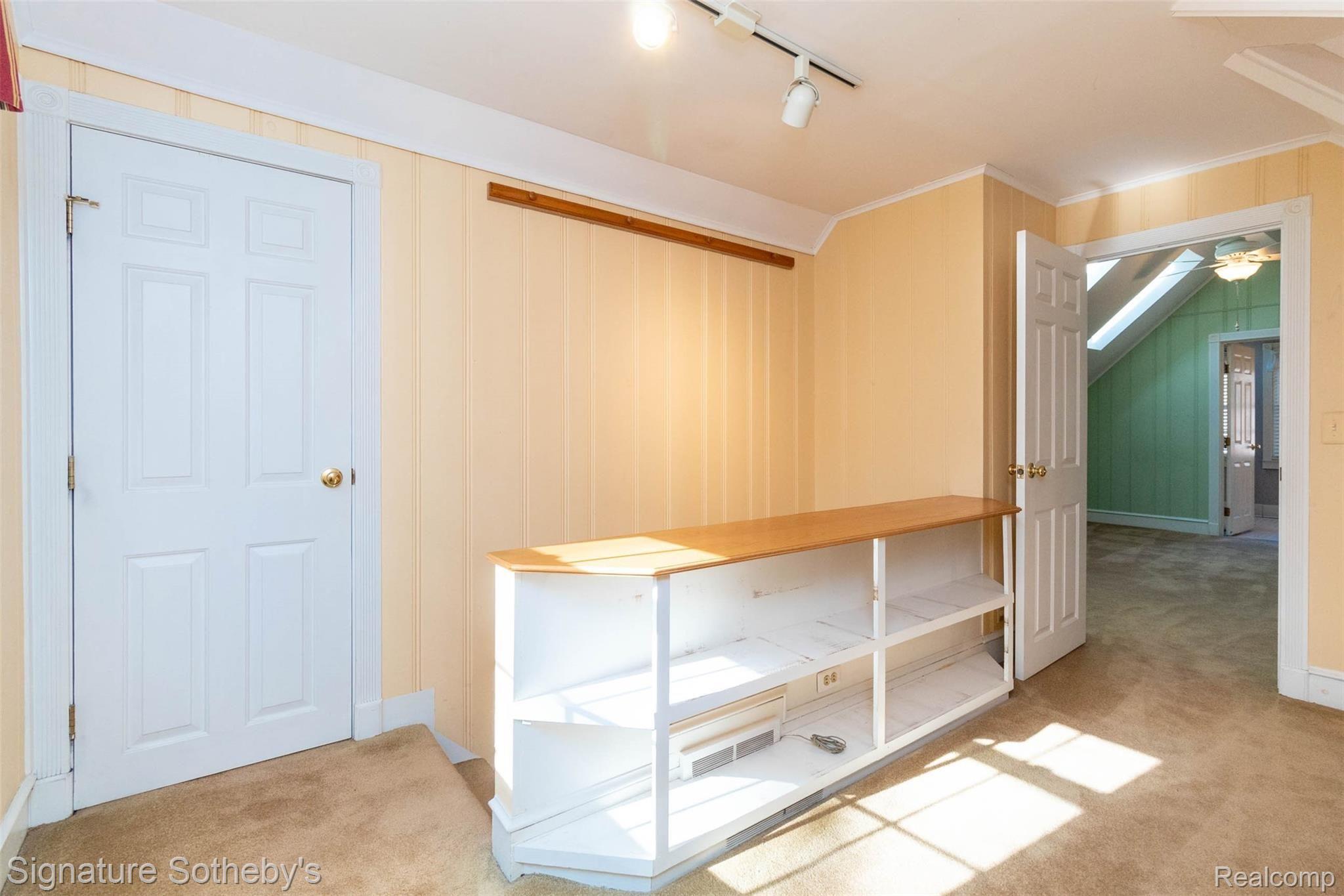 4175 Kenmore Road Berkley, MI 48072 - Photo 23 of 44 28.jpg