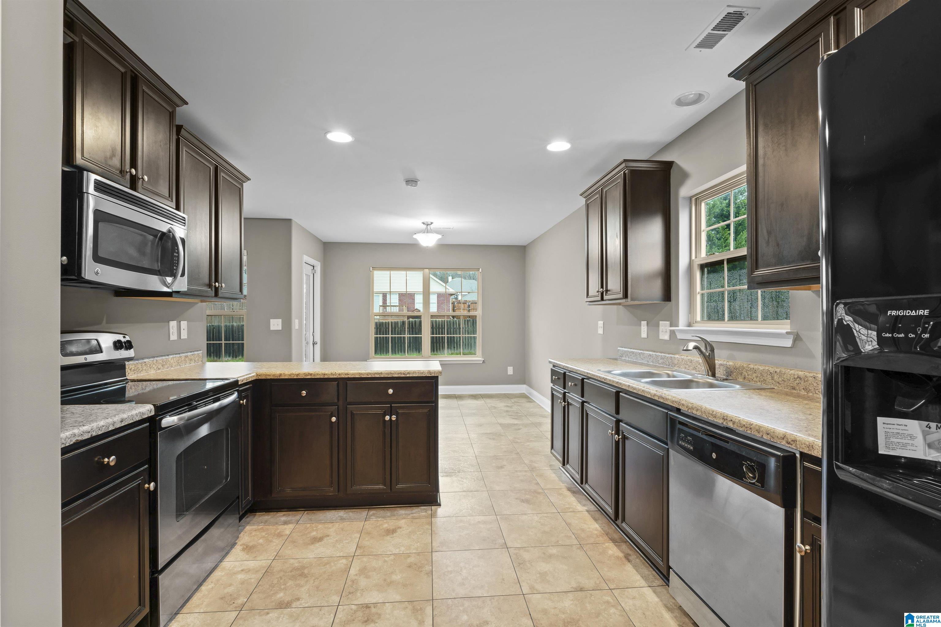 504 Green Meadow Trail Alabaster, AL 35114 - Photo 21 of 33