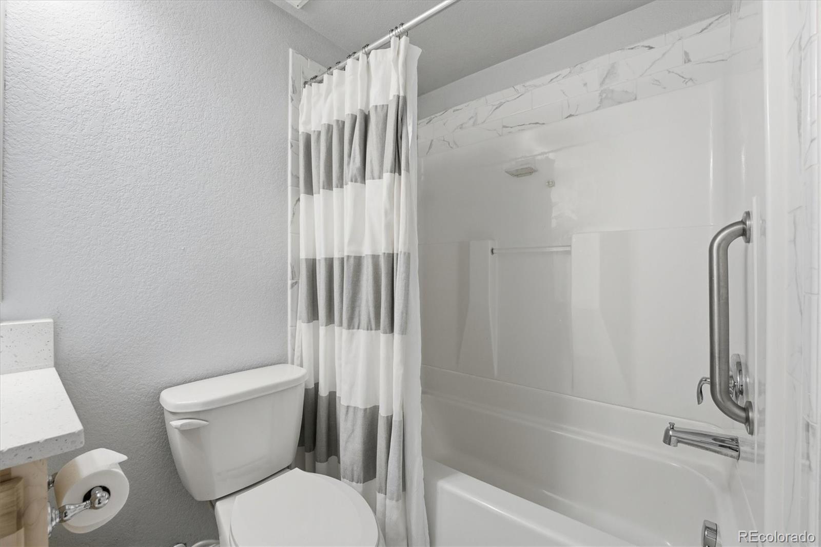 1162 Rockhurst Drive, Unit 302 Highlands Ranch, CO 80129 - Photo 20 of 33