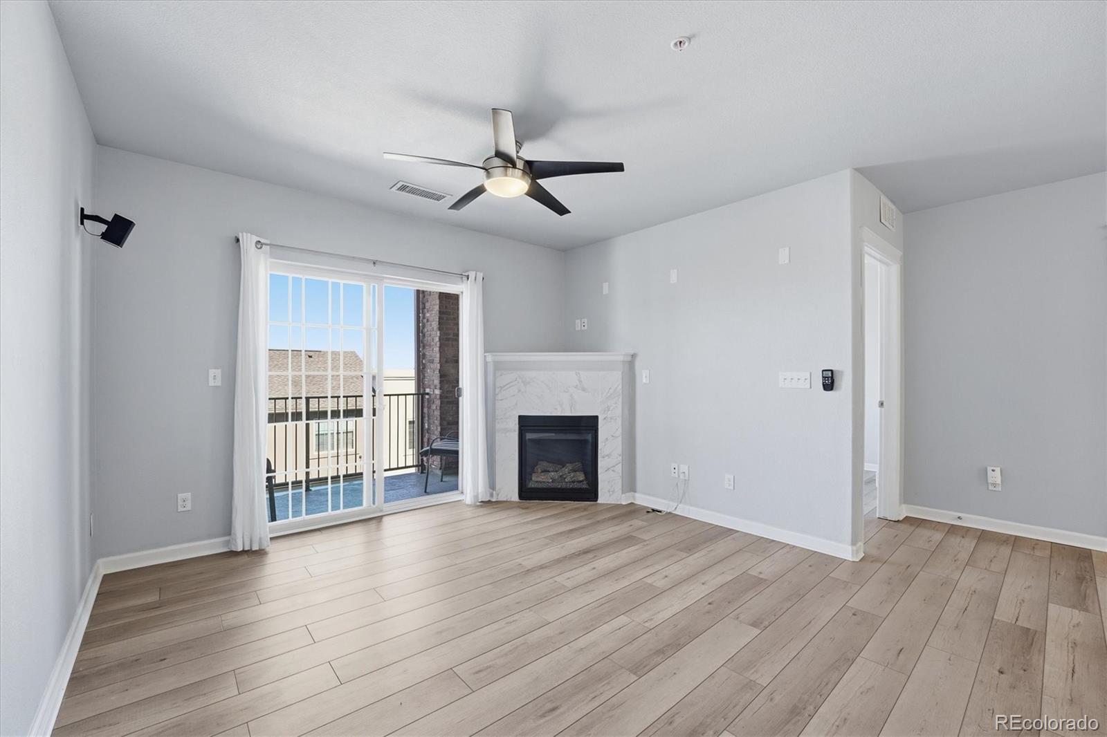 1162 Rockhurst Drive, Unit 302 Highlands Ranch, CO 80129 - Photo 4 of 33