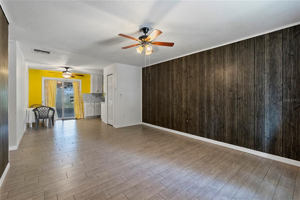 409 Mabel Street Ocoee, FL 34761 - Photo 4 of 34