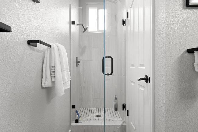 122 Jaybee Place San Jose, CA 95123 - Photo 34 of 40 a bathroom with a shower