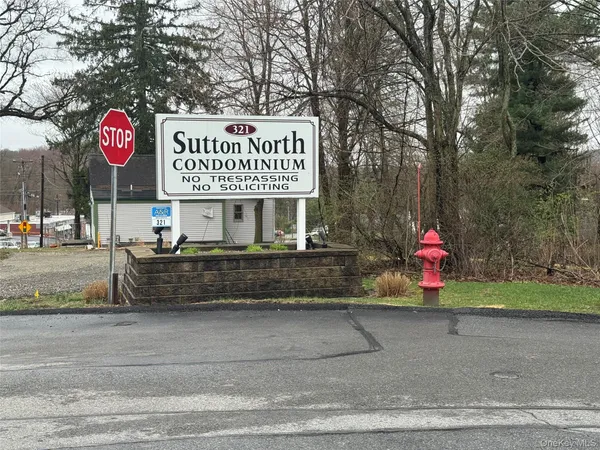 $225,000 | 321 Titusville Road, Unit E91, Poughkeepsie, NY 12603