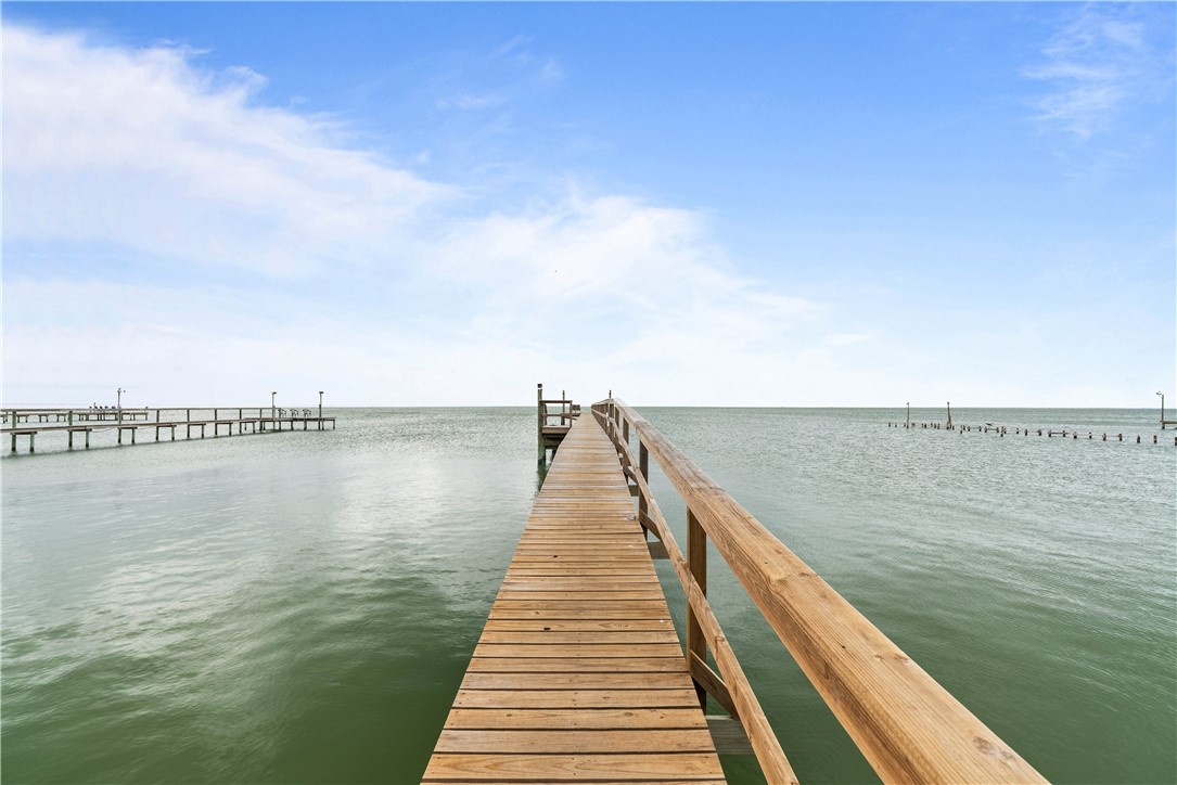 614 Copano Ridge Road Rockport, TX 78382 - Photo 27 of 38