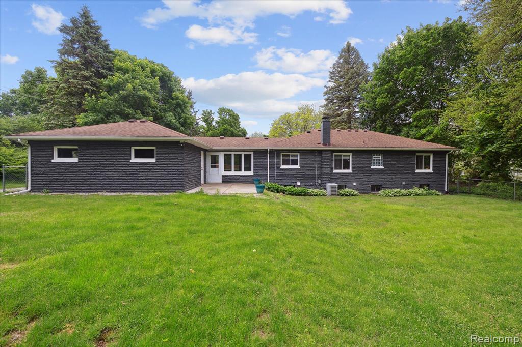 105 George Street Milford, MI 48381 - Photo 42 of 48