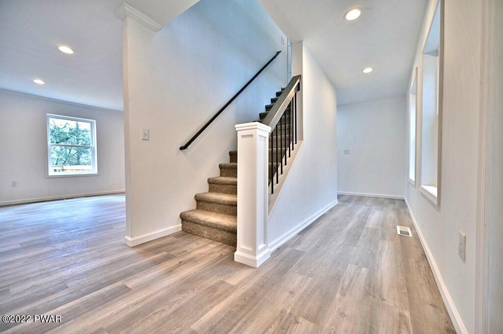 434 Plank Road Beach Lake, PA 18405 - Photo 24 of 89 Foyer