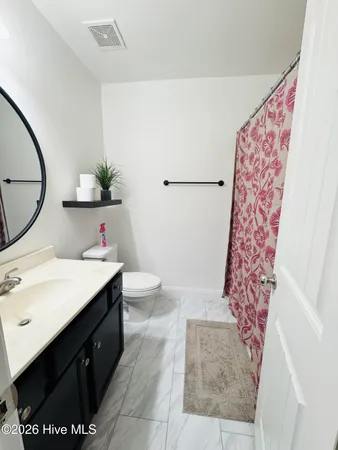 $2,300 | 114 Cavalier Drive, Jacksonville, NC 28546