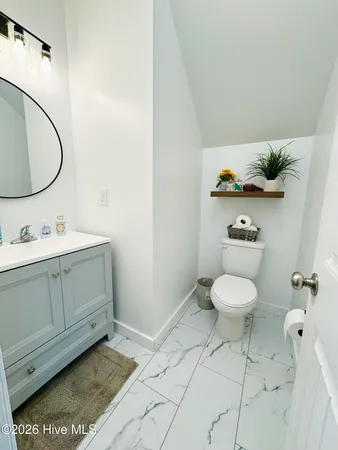 $2,300 | 114 Cavalier Drive, Jacksonville, NC 28546