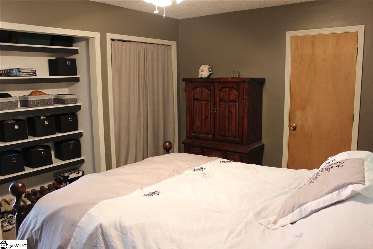 212 Gap Creek Road Marietta, SC 29661 - Photo 12 of 30 Gallery Image 12