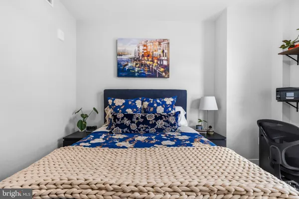 $3,850 | 1300 4th Street Southeast, Unit 303, Washington, DC 20003