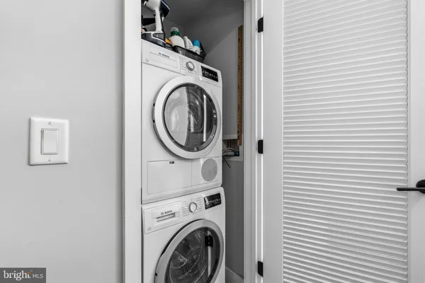 $3,850 | 1300 4th Street Southeast, Unit 303, Washington, DC 20003