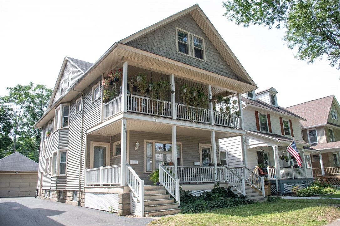 945-947 Harvard Street - in the heart of the ABC S