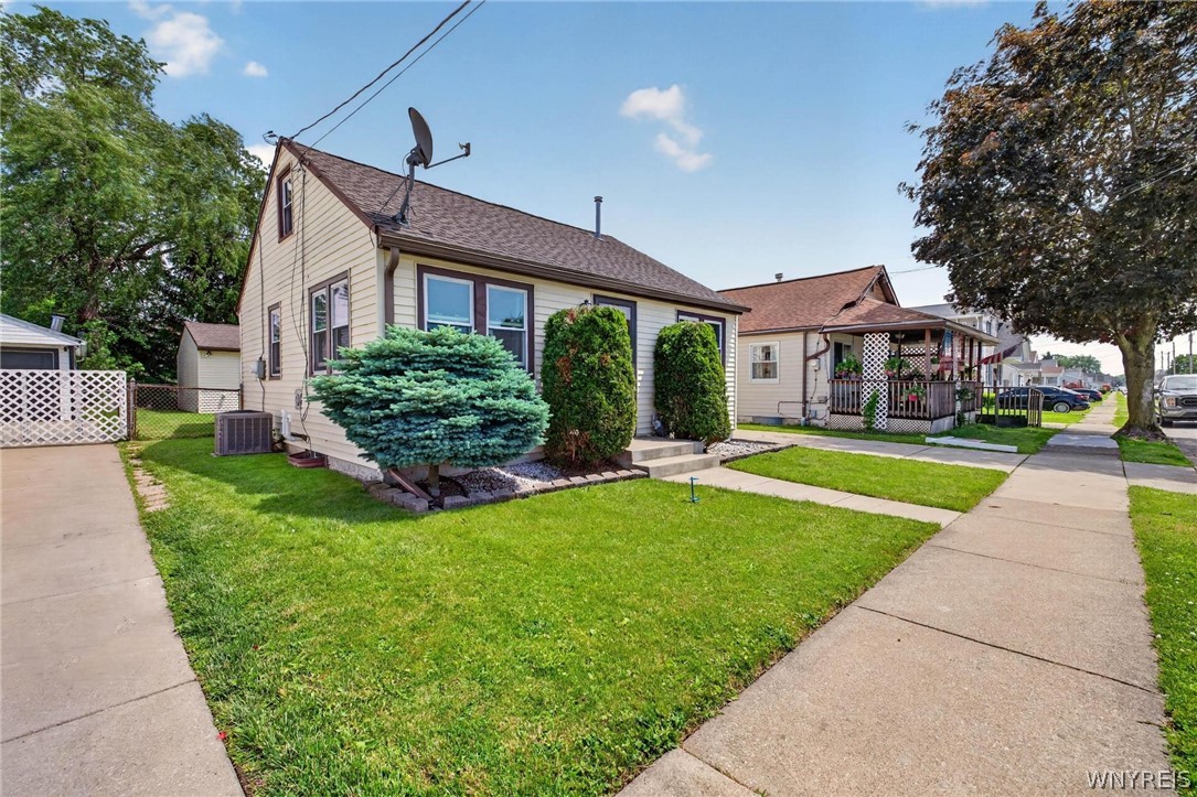 255 Roland Street Cheektowaga, NY 14212 - Photo 3 of 30