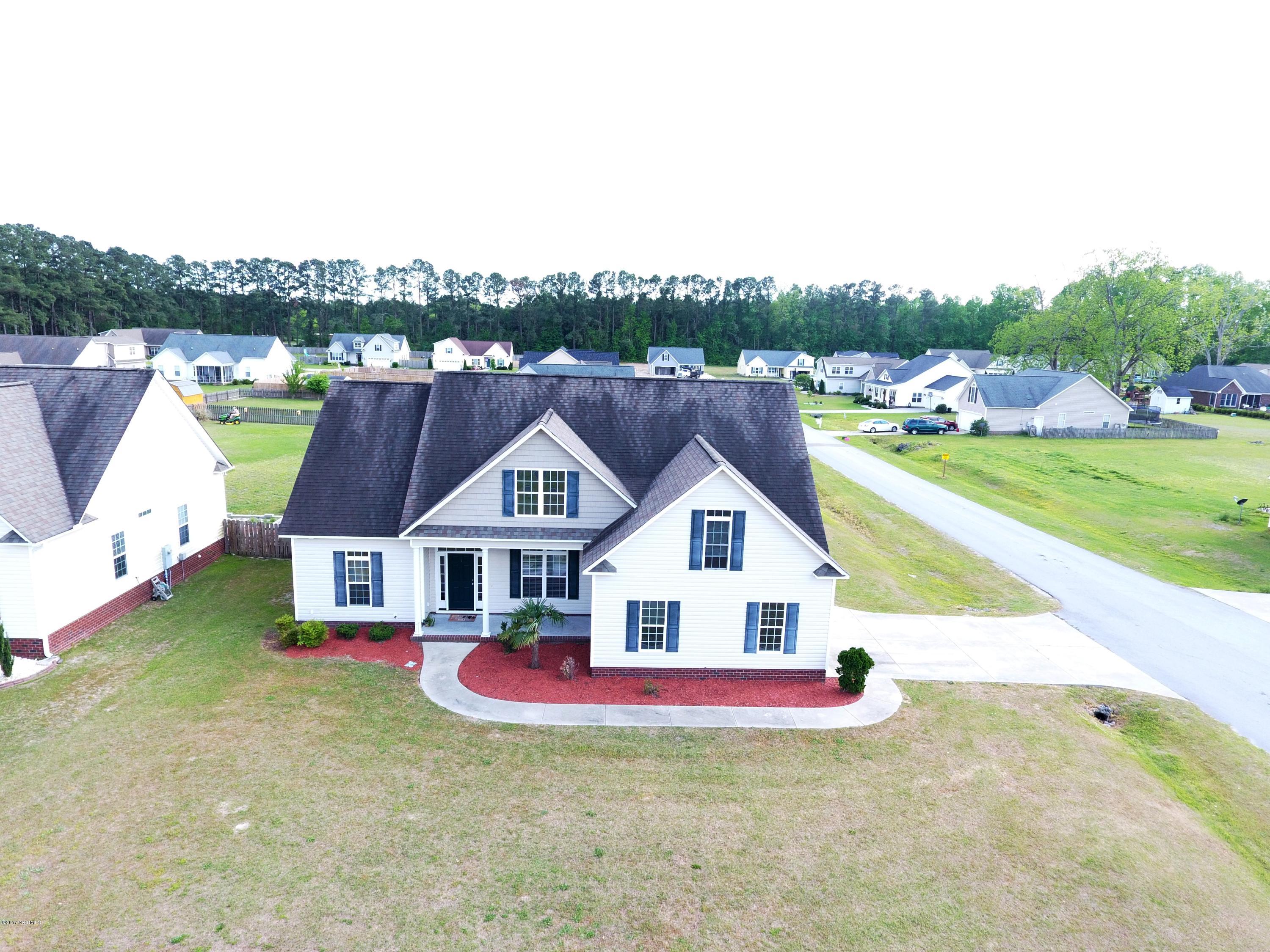 683 Crump Farm Road New Bern, NC 28562 - Photo 1 of 40 Corner Lot