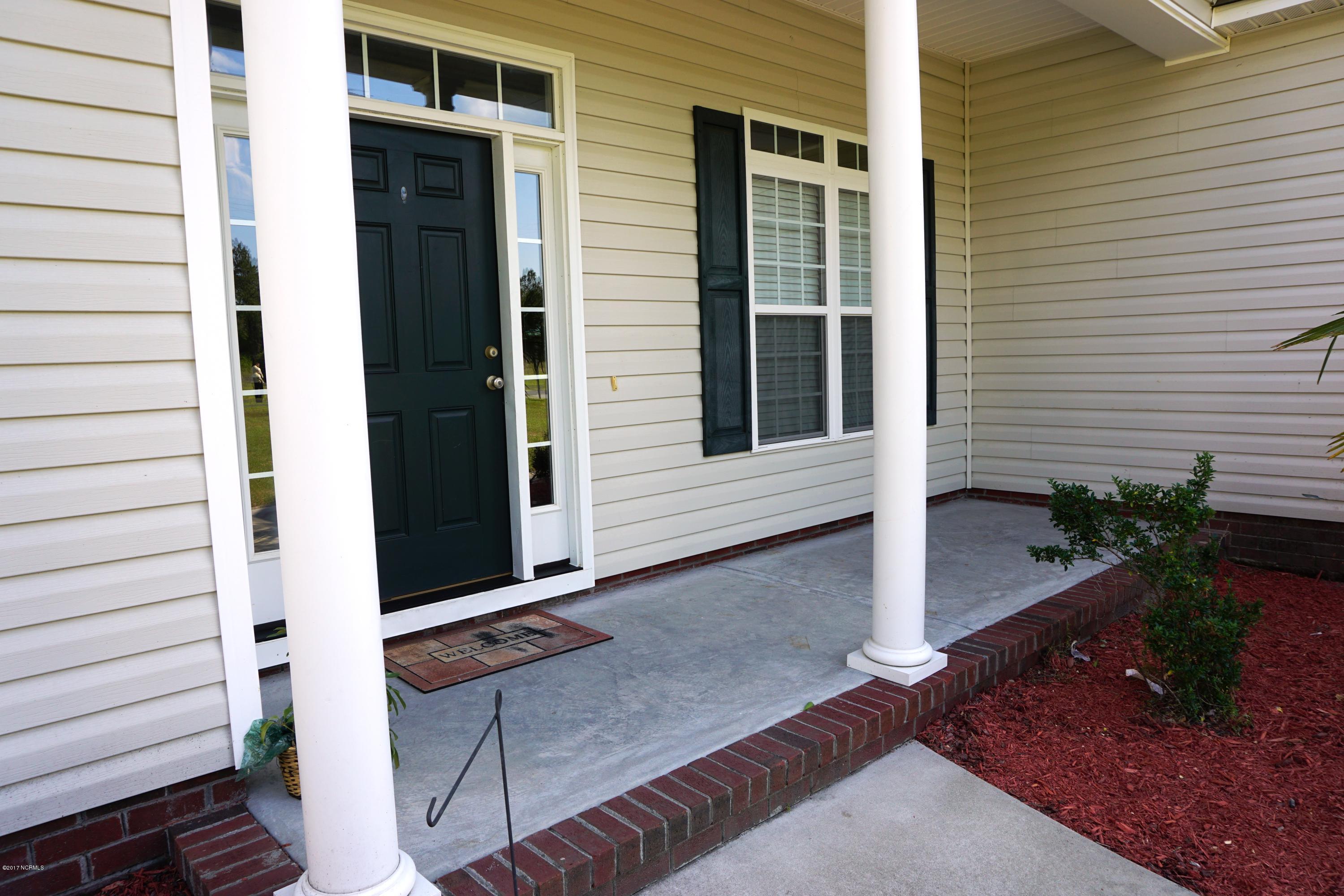 683 Crump Farm Road New Bern, NC 28562 - Photo 2 of 40 DSC01323