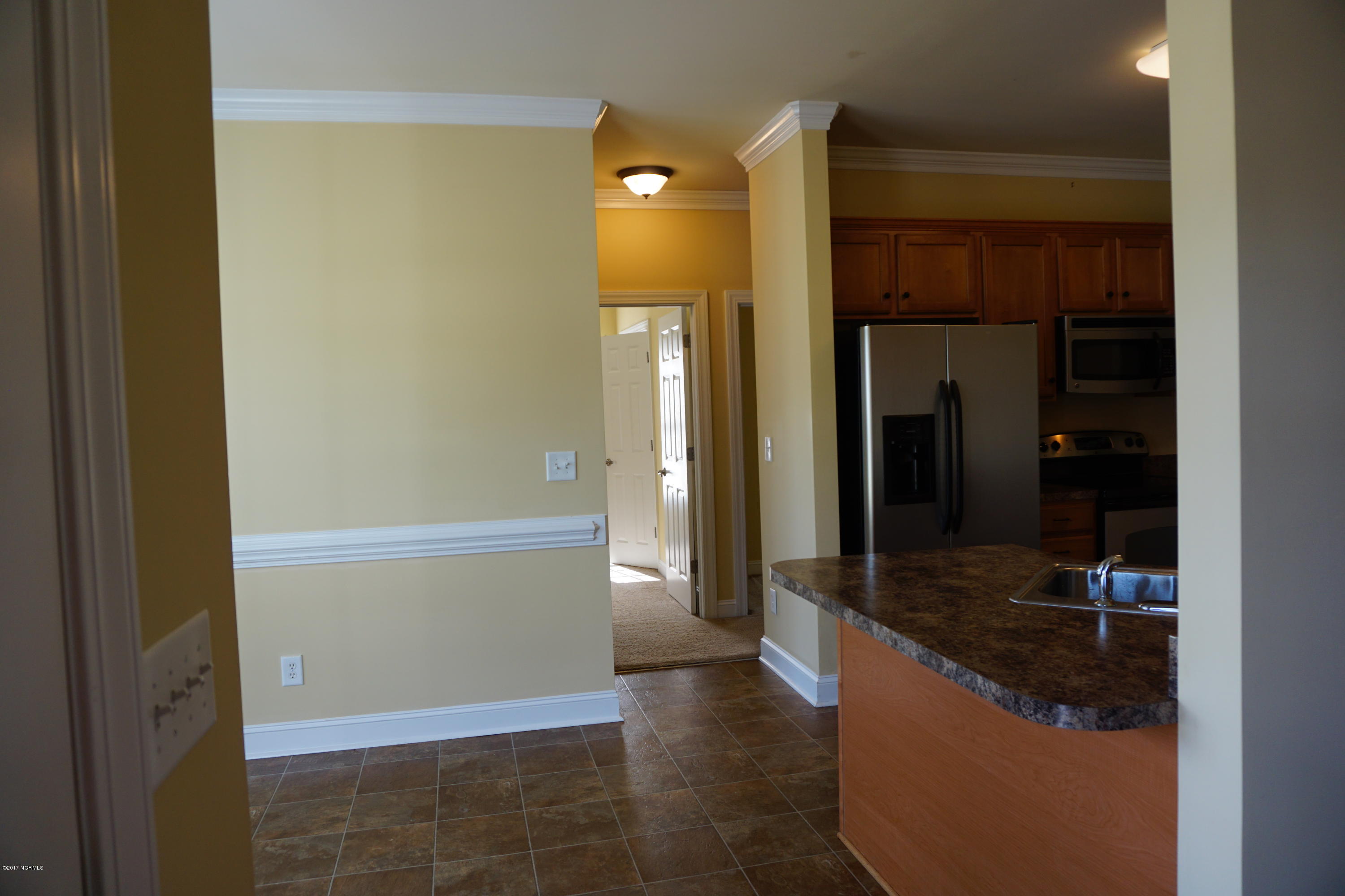 683 Crump Farm Road New Bern, NC 28562 - Photo 23 of 40 Extra seating area