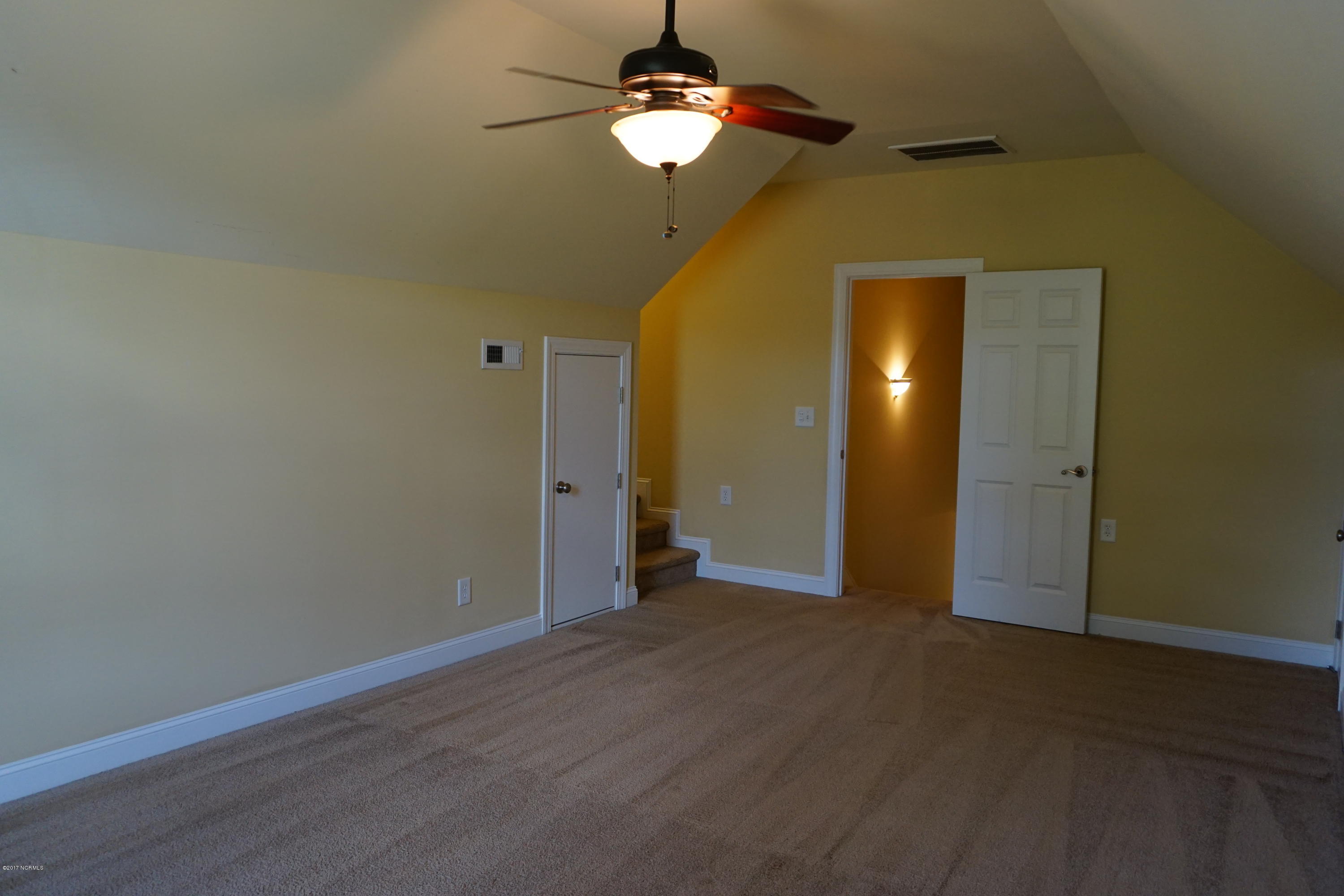 683 Crump Farm Road New Bern, NC 28562 - Photo 30 of 40 With it's own 1/2 bath