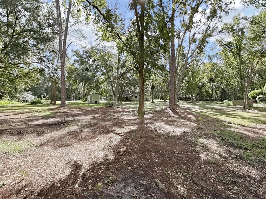 6075 Country Club Road Zephyrhills, FL 33544 - Photo 34 of 42 Gallery Image 34