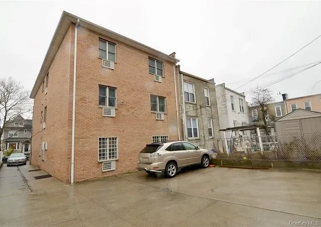 $979,000 | 1619 70th Street, Unit 1 | Bensonhurst