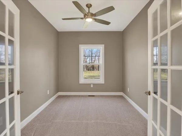 $695,500 | 1132 Lochaven Circle, Hillsdale, MI 49242