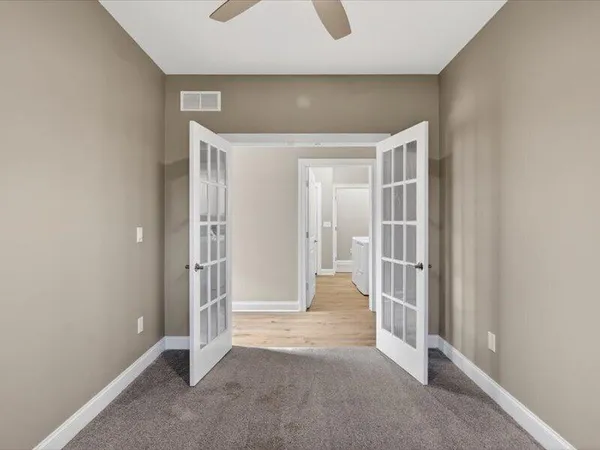 $695,500 | 1132 Lochaven Circle, Hillsdale, MI 49242