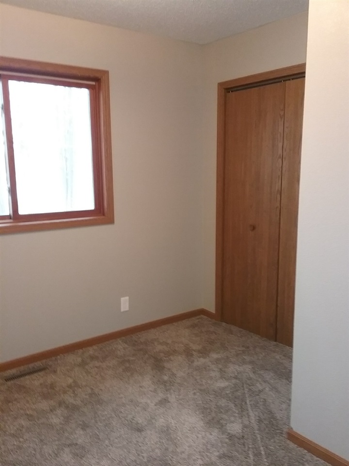 11243 East Pickard Road Mount Pleasant, MI 48858 - Photo 18 of 37 1872840-17.JPG