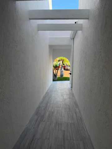 $1,150,000 | 126 Harbor Circle, Delray Beach, FL 33483