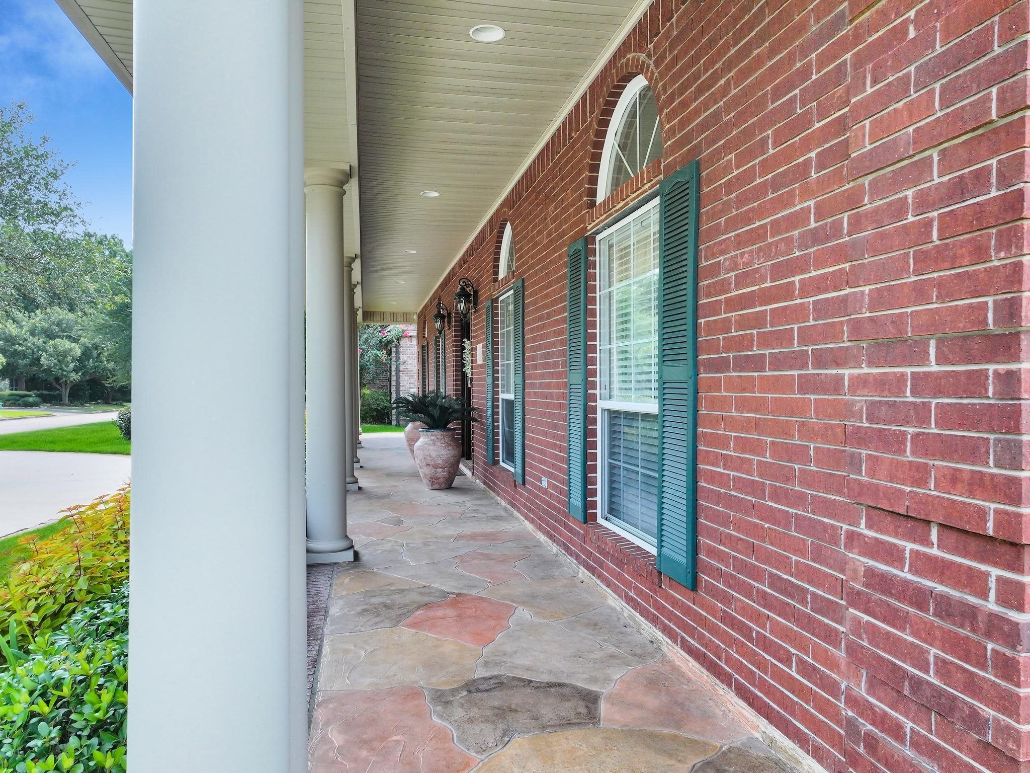 6295 Madison Ridge Beaumont, TX 77706 - Photo 4 of 48 Gallery Image 4