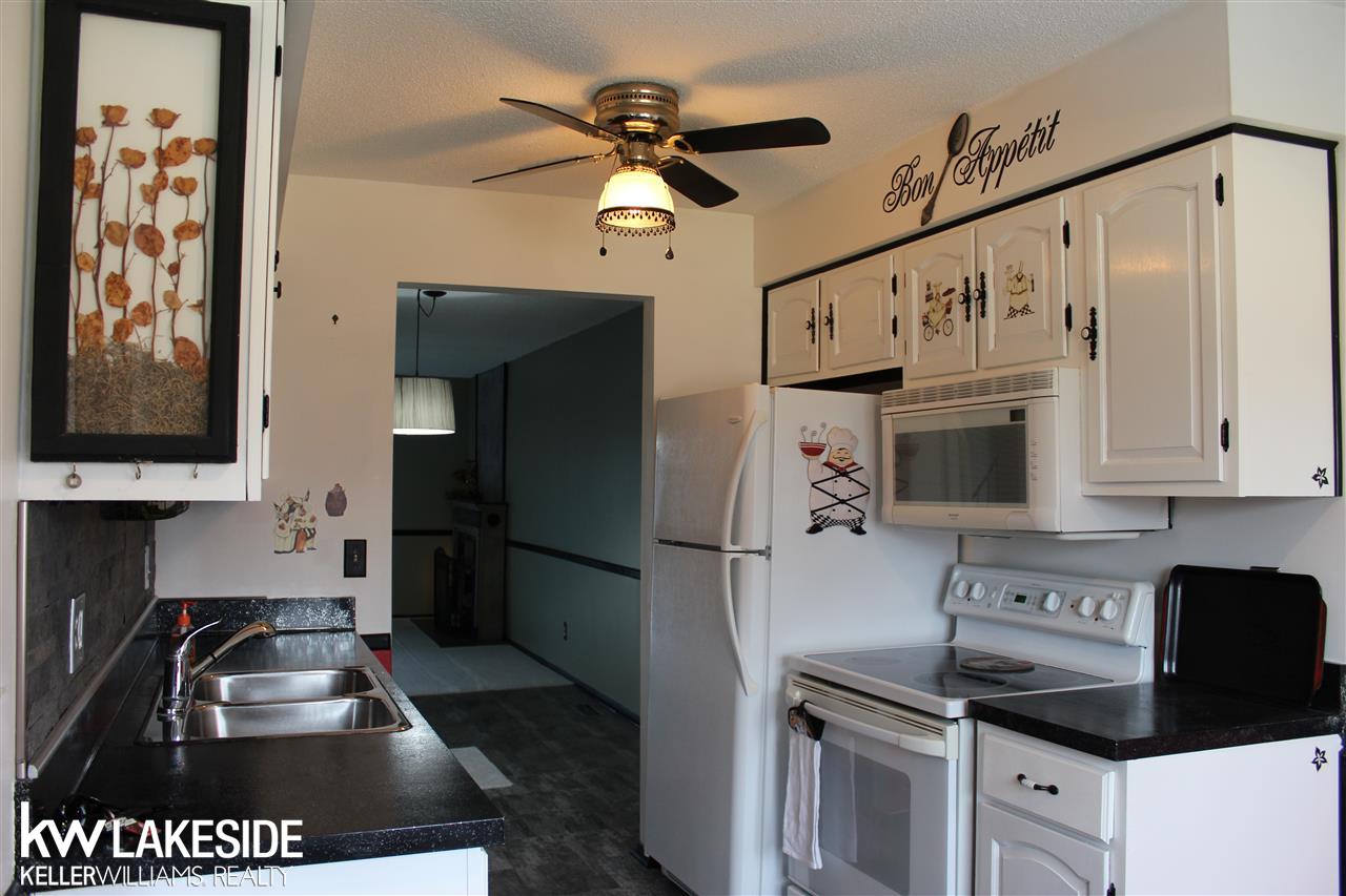 125 Cuttle Road, Unit G#64 Marysville, MI 48040 - Photo 11 of 40 Gallery Image 11