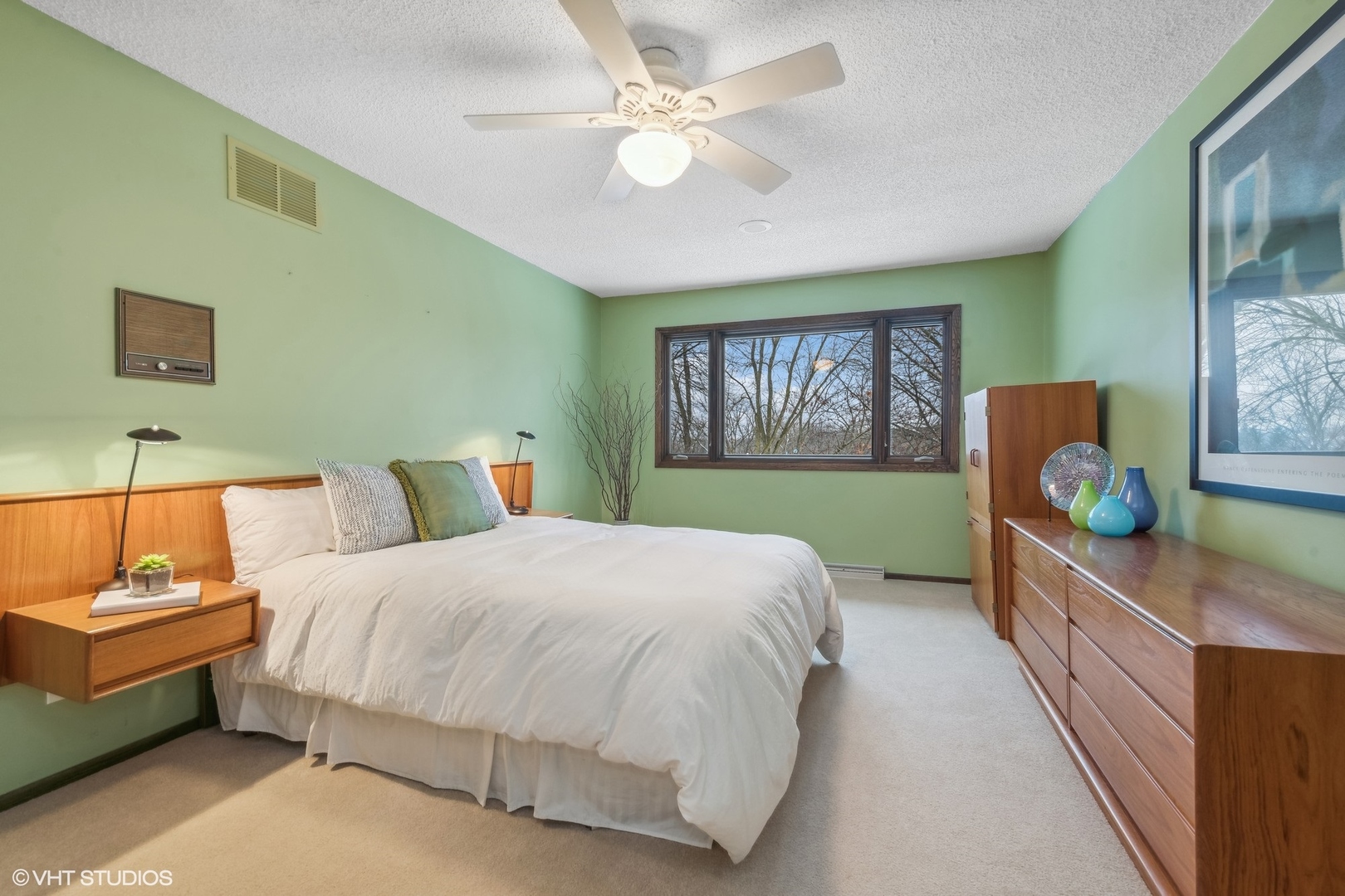 86 Timberlake Road Barrington, IL 60010 - Photo 21 of 38 Gallery Image 21