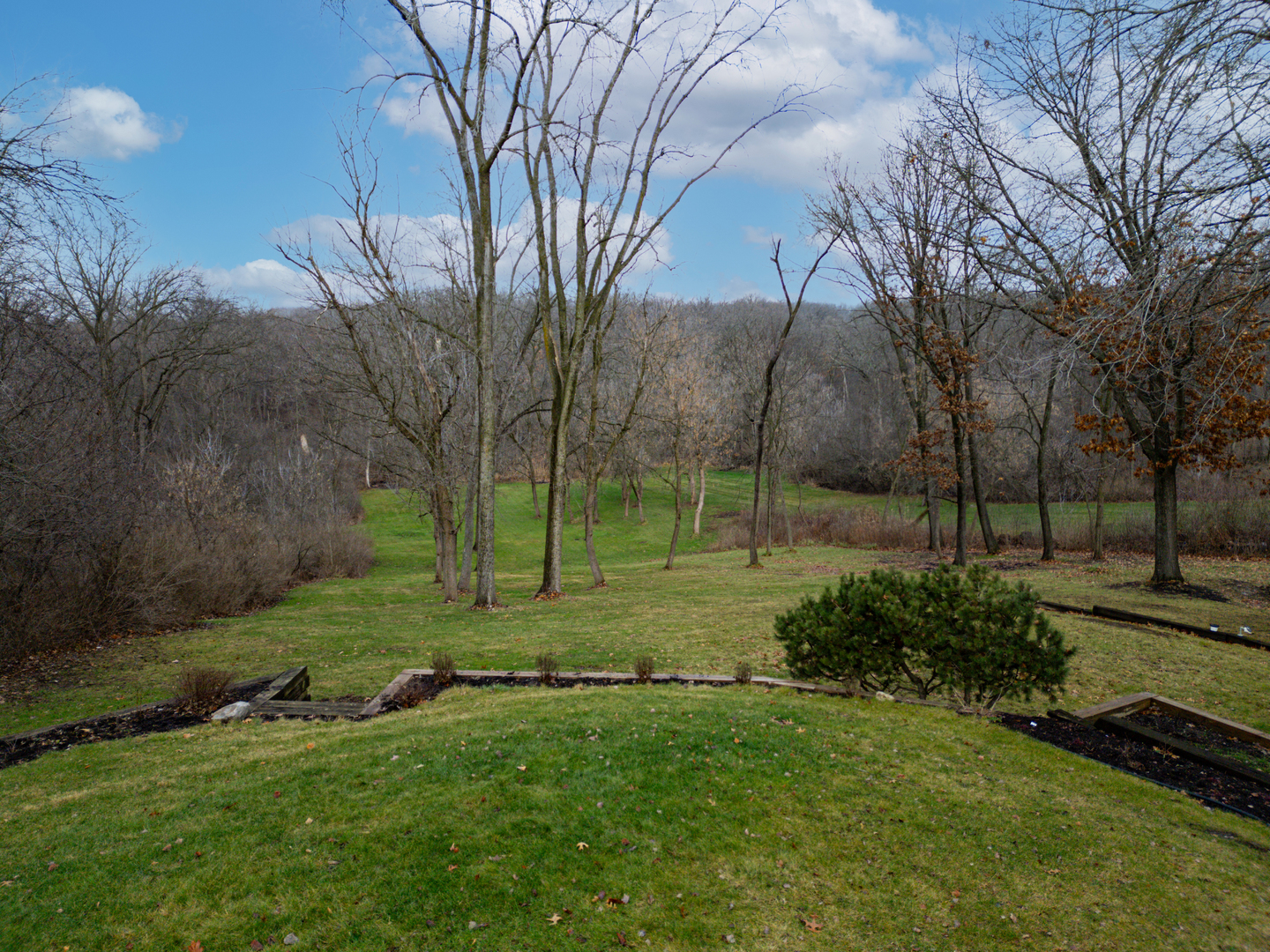 86 Timberlake Road Barrington, IL 60010 - Photo 3 of 38 Gallery Image 3