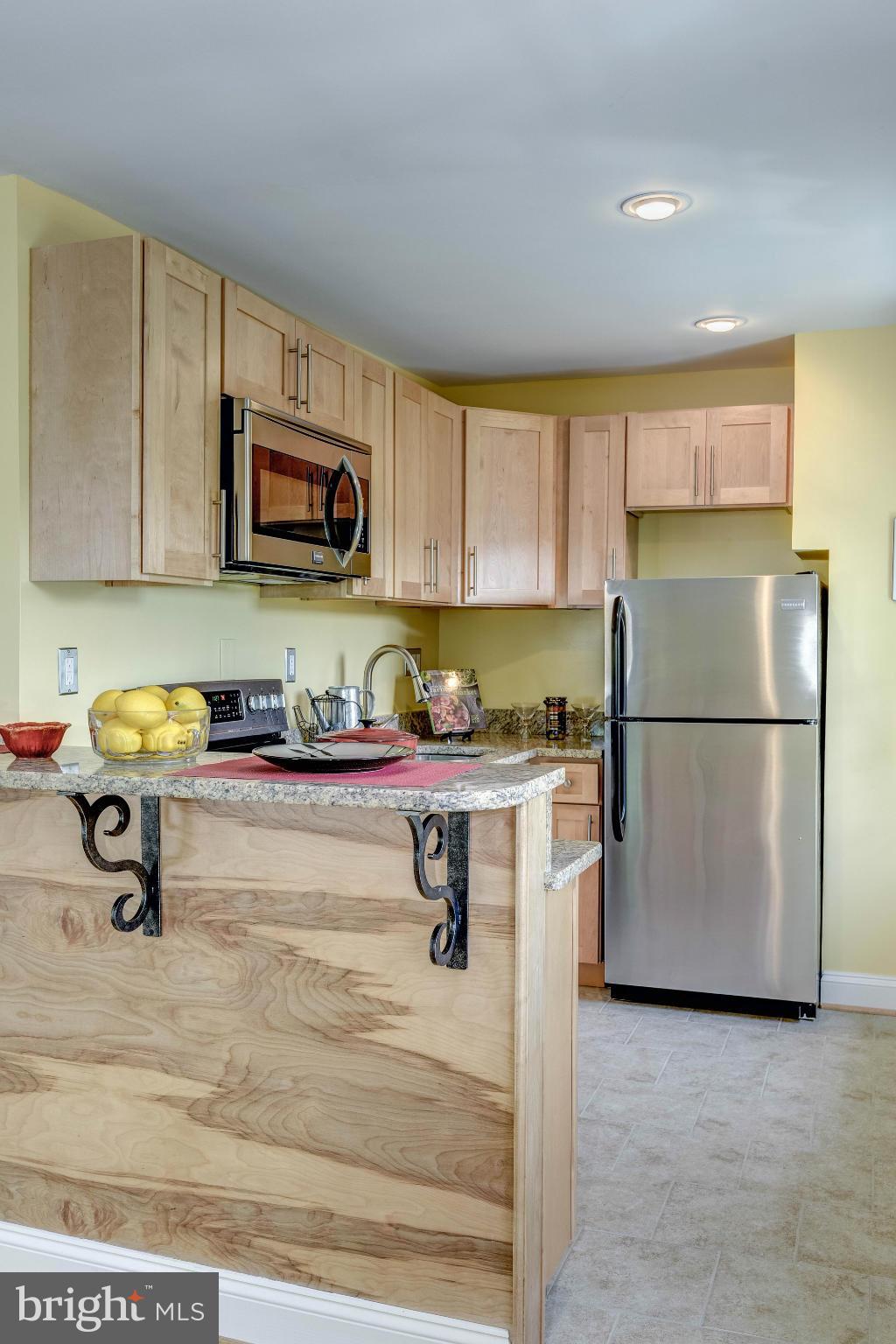 243 10th Street Southeast, Unit 5 Washington, DC 20003 - Photo 6 of 29 Kitchen