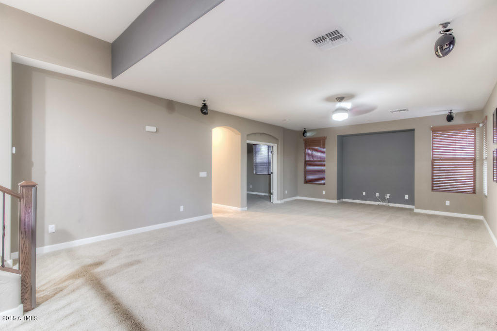 2129 West Apache Rain Road Phoenix, AZ 85085 - Photo 14 of 50 Family room (1)-SMALL